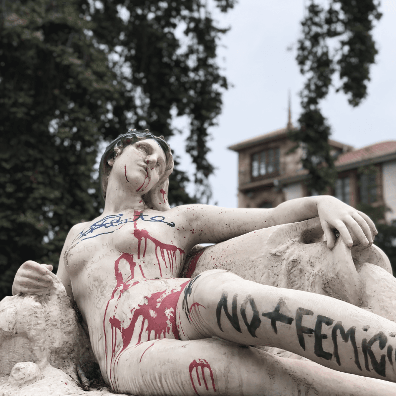 Left side view of the Spring sculpture by Virginio Arias