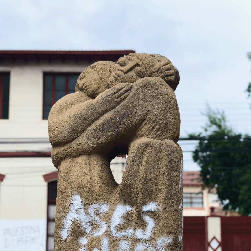 General view of the Visitation sculpture by Lily Garafulic